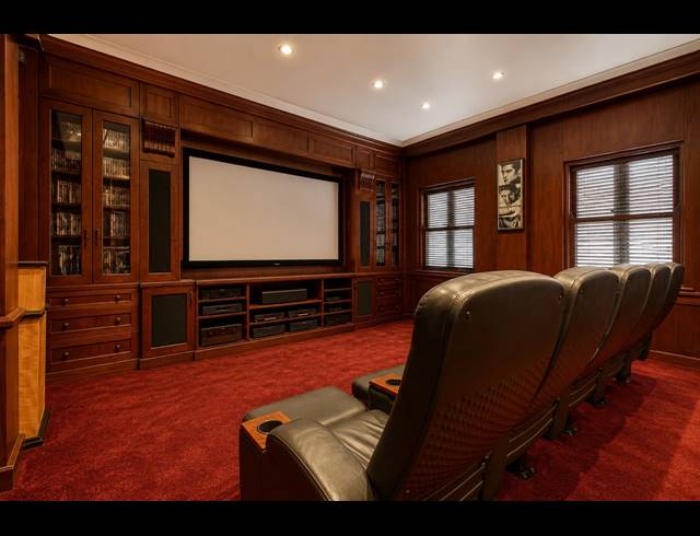 5 BEDROOM HOUSE FOR SALE IN MEYERSDAL
